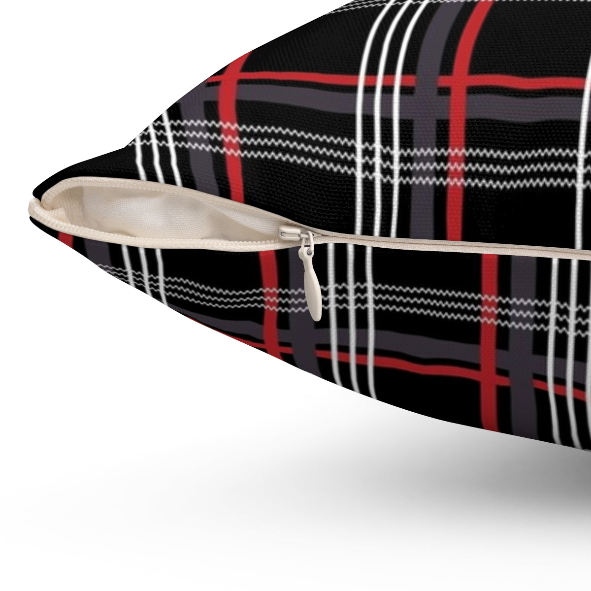 Tartan-patterned pillow, perfect for Volkswagen GTI owners - Detail