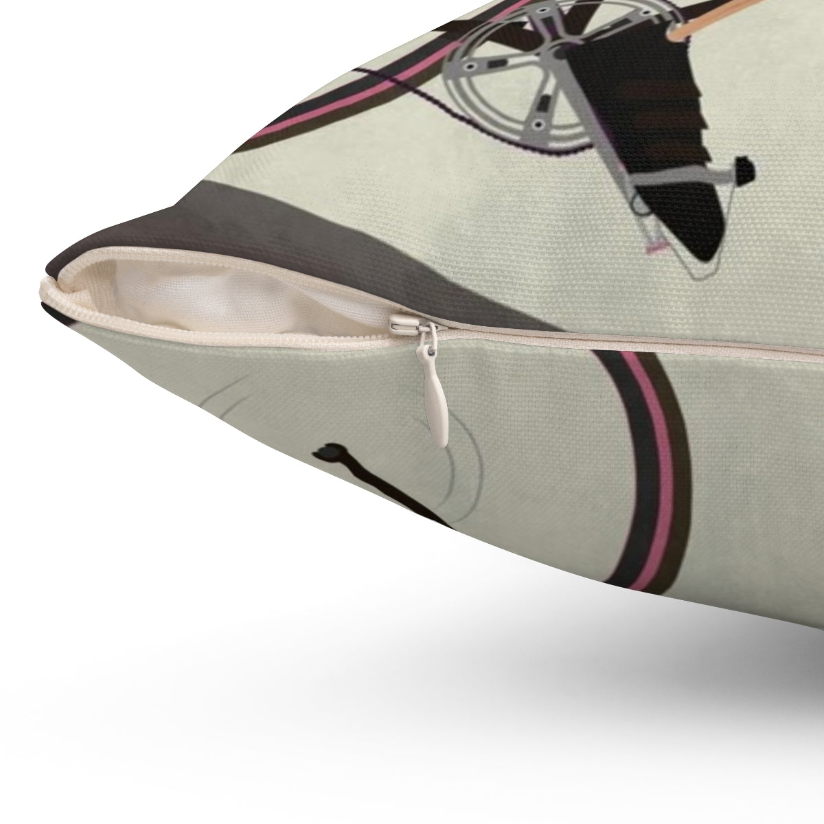 Vintage-style Giro d'Italia cycling pillow featuring a classic bicycle design - Detail