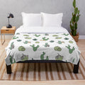Cacti Cats Plush Blanket with Cute Feline and Cactus Pattern