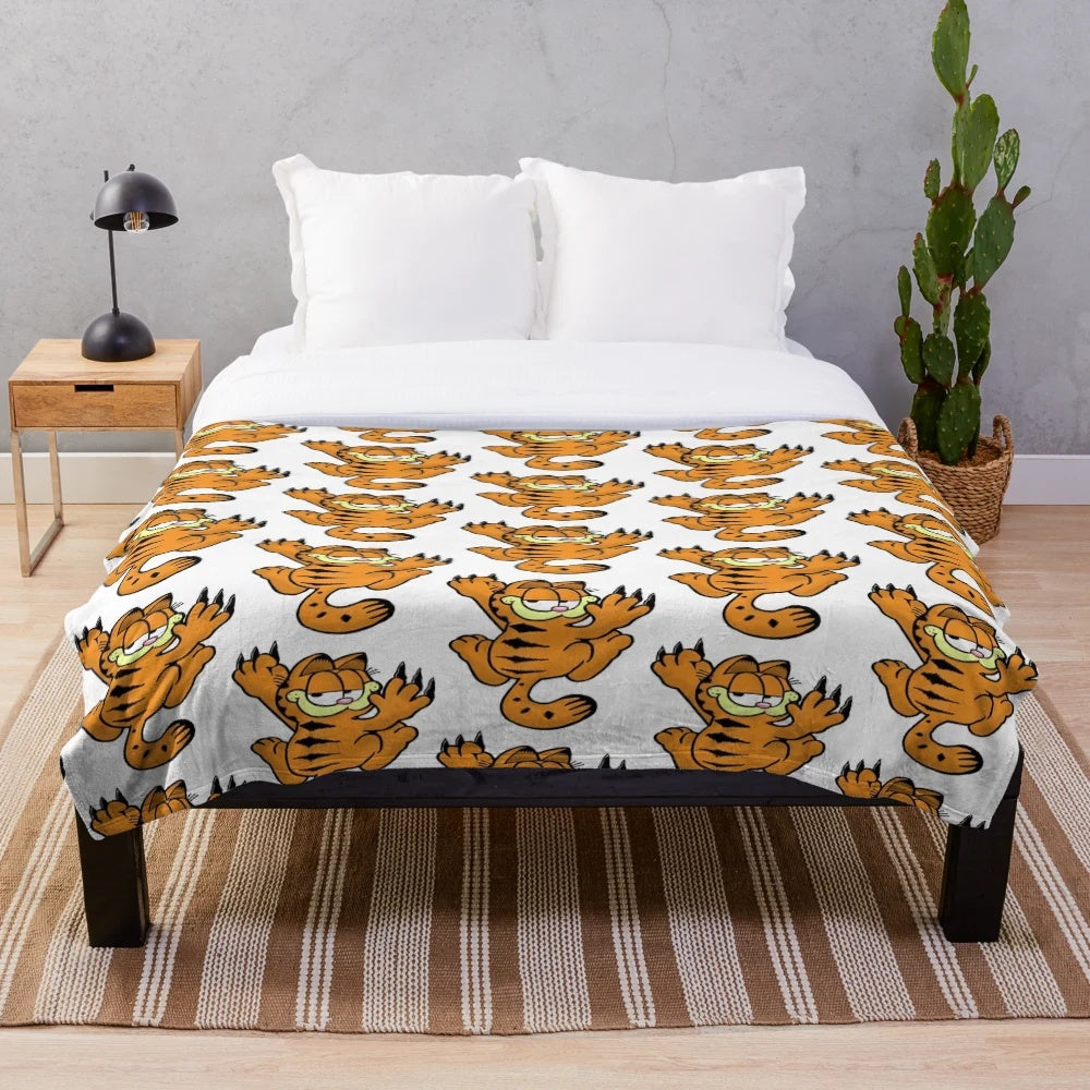 Cute Garfield Plush Blanket for Cozy Comfort