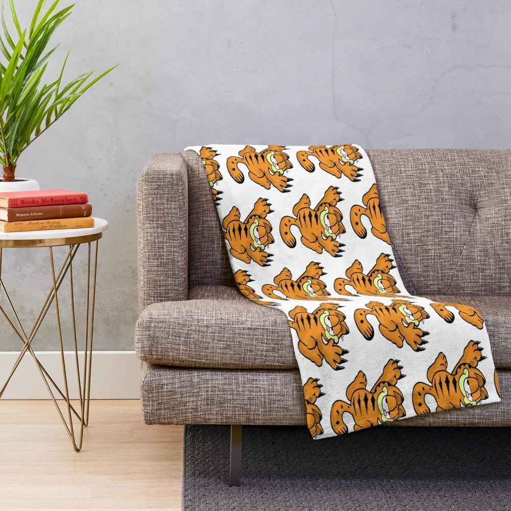 Cute Garfield Plush Blanket for Cozy Comfort