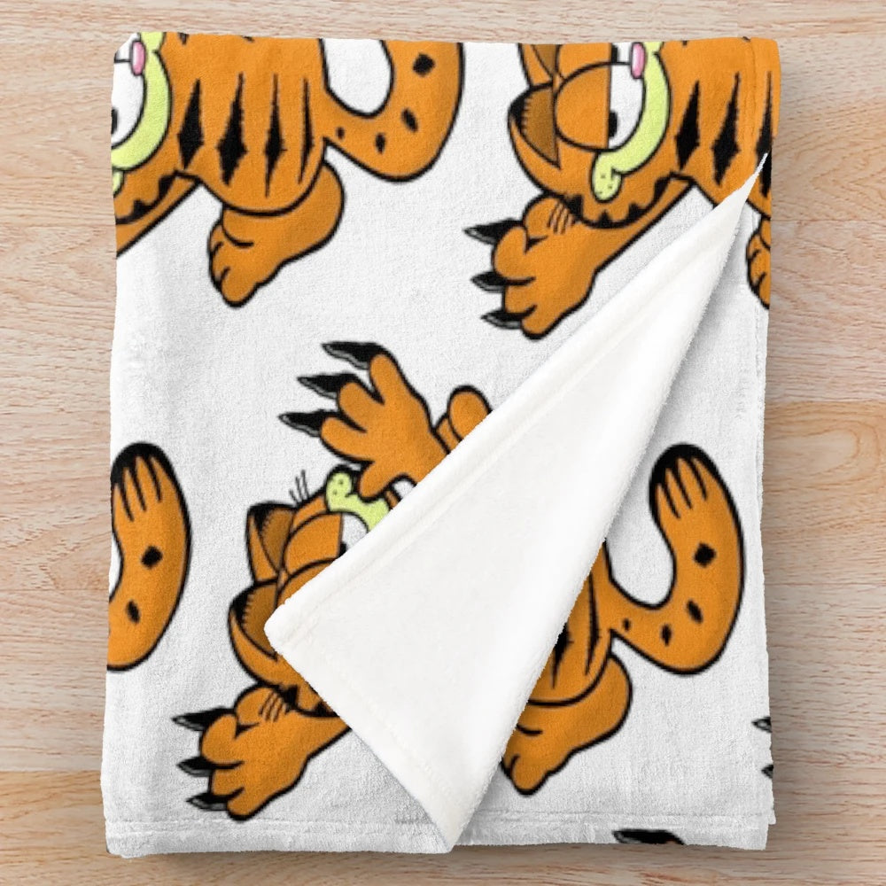 Cute Garfield Plush Blanket for Cozy Comfort