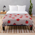 Cartoon Ladybug Pattern Plush Blanket