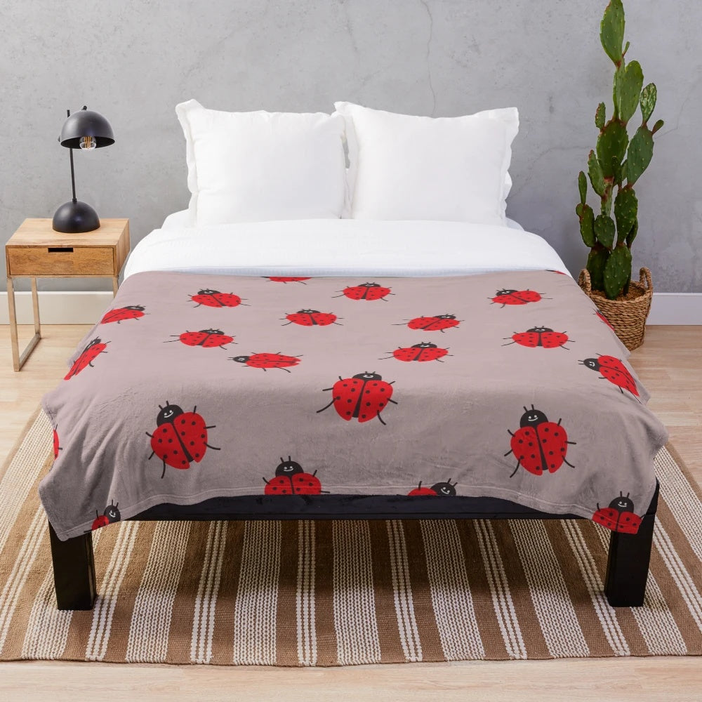 Cartoon Ladybug Pattern Plush Blanket