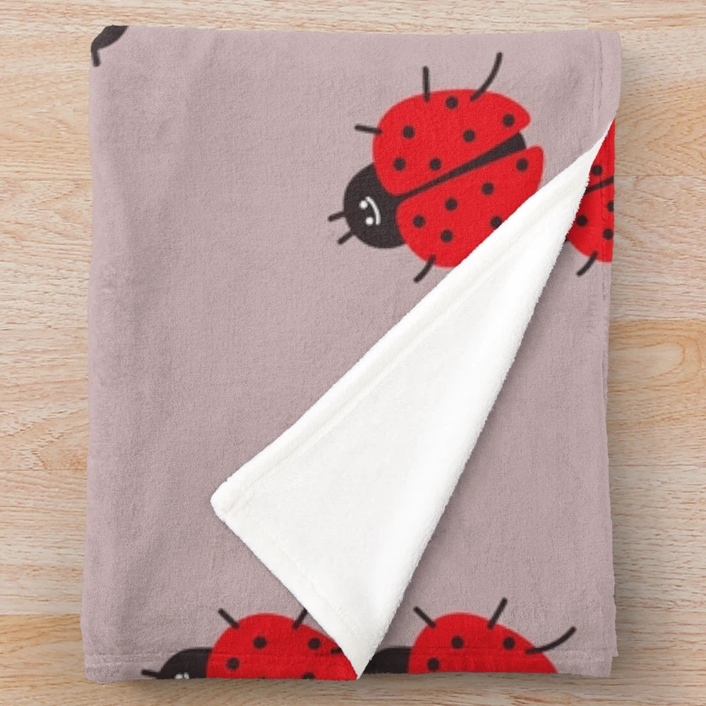Cartoon Ladybug Pattern Plush Blanket