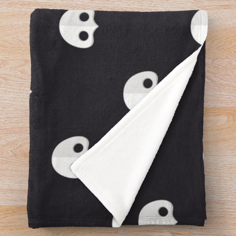 Amaurotine inspired polka dot plush blanket