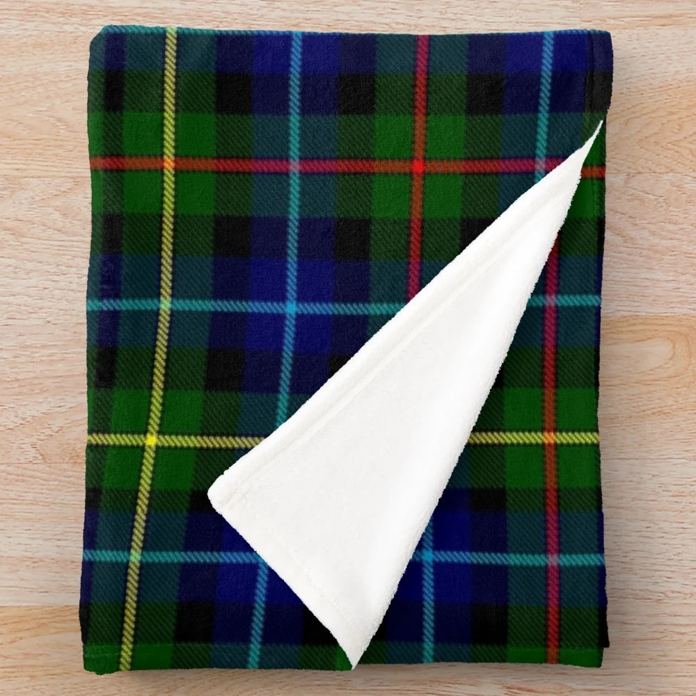 Clan Smith tartan plush blanket with heraldic design