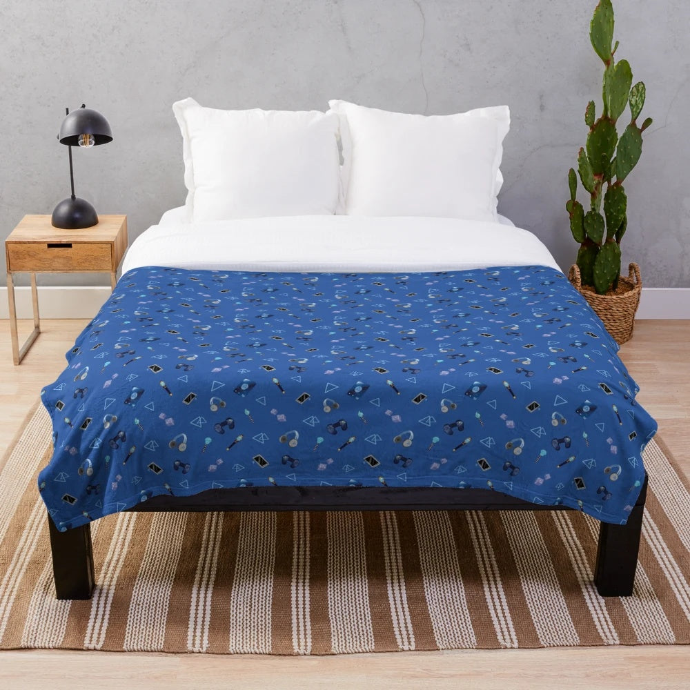 Soft and cozy plush blanket featuring the Ignihyde pattern from the Twisted Wonderland anime