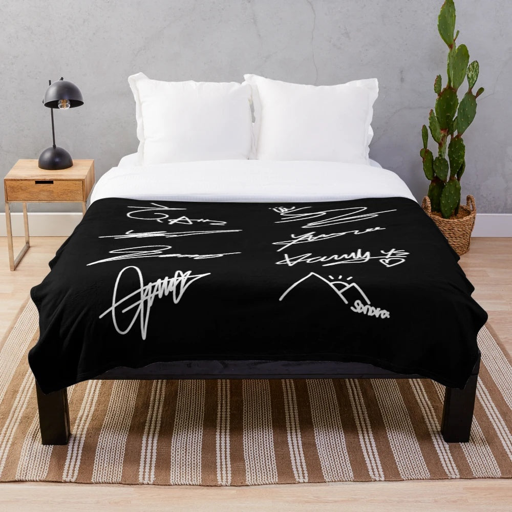 Ateez Signatures Plush Blanket for Ateez Fans