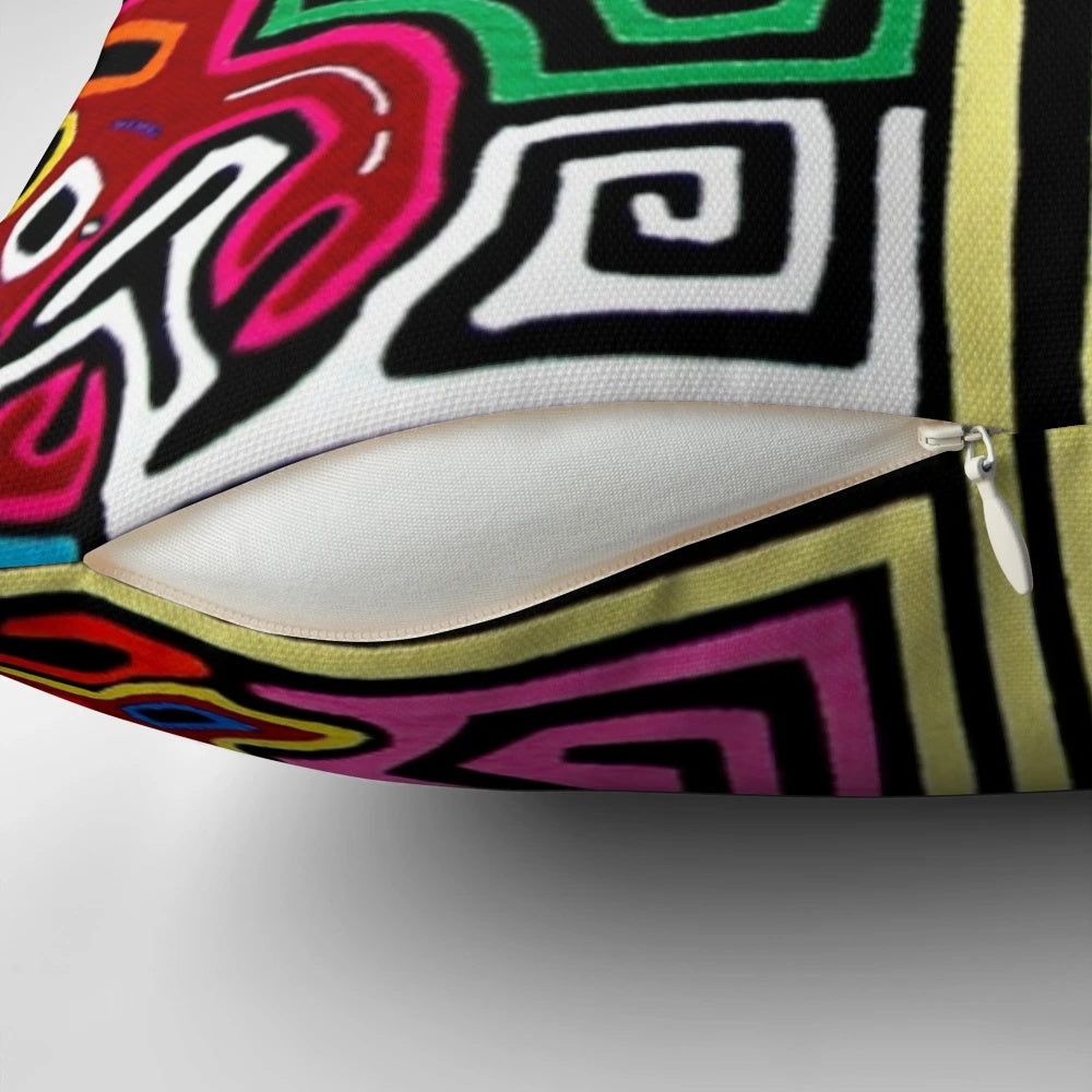 Vibrant mola de panama pillow with traditional Panamanian design