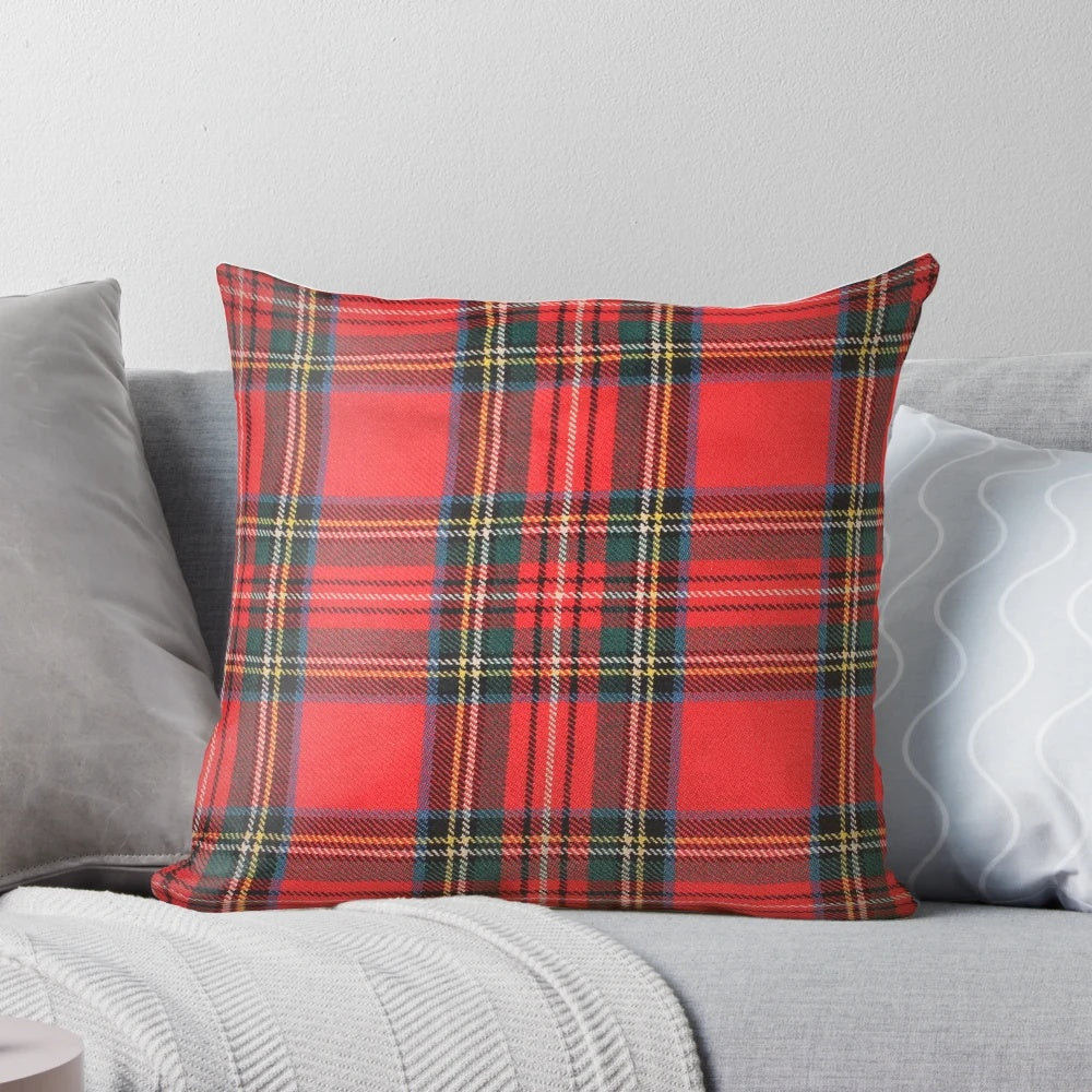 Cozy royal stewart tartan pattern pillow made of high-quality scottish wool
