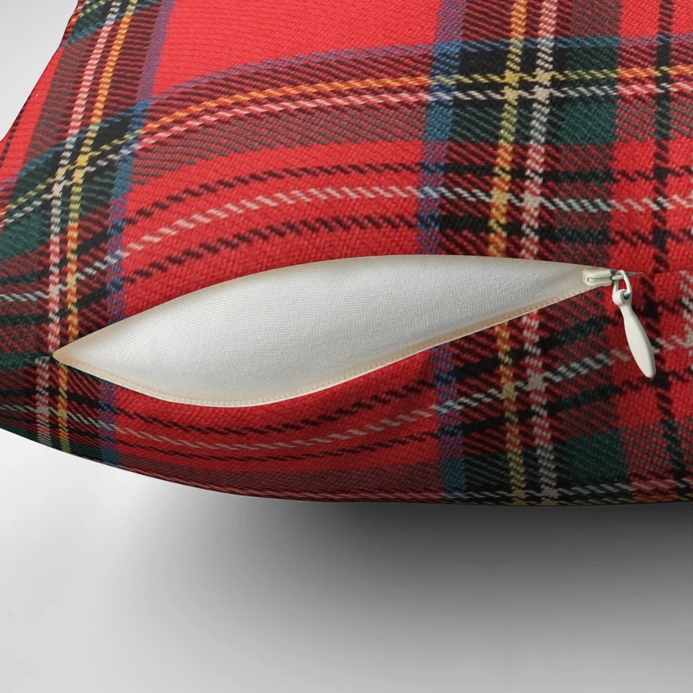 Cozy royal stewart tartan pattern pillow made of high-quality scottish wool