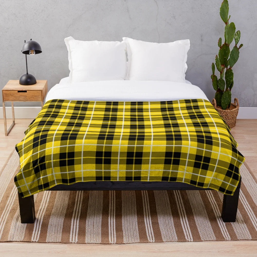 Barclay tartan plush blanket with traditional Scottish clan design