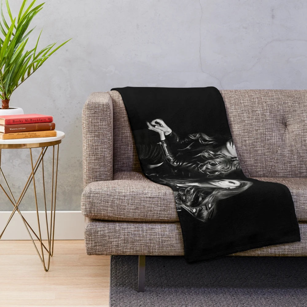 Bechloe-inspired plush blanket in black color