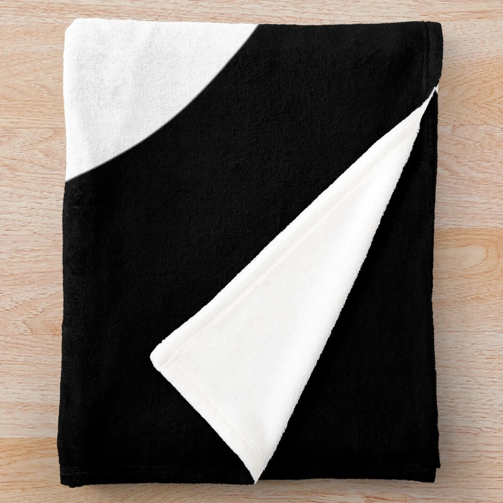 Billiard 8 ball plush blanket for pool enthusiasts