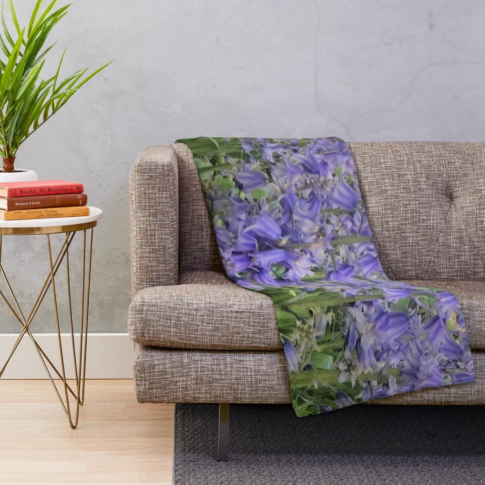 Bluebells bulbs floral pattern plush blanket