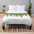 Ivy Plush Blanket with Minimalist Leaf Pattern Design