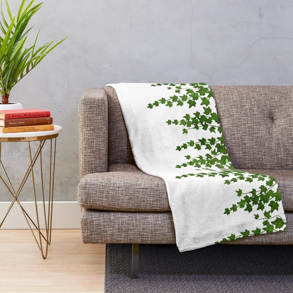 Ivy Plush Blanket with Minimalist Leaf Pattern Design