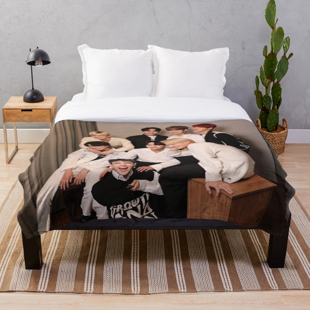 ATEEZ anniversary-themed plush blanket