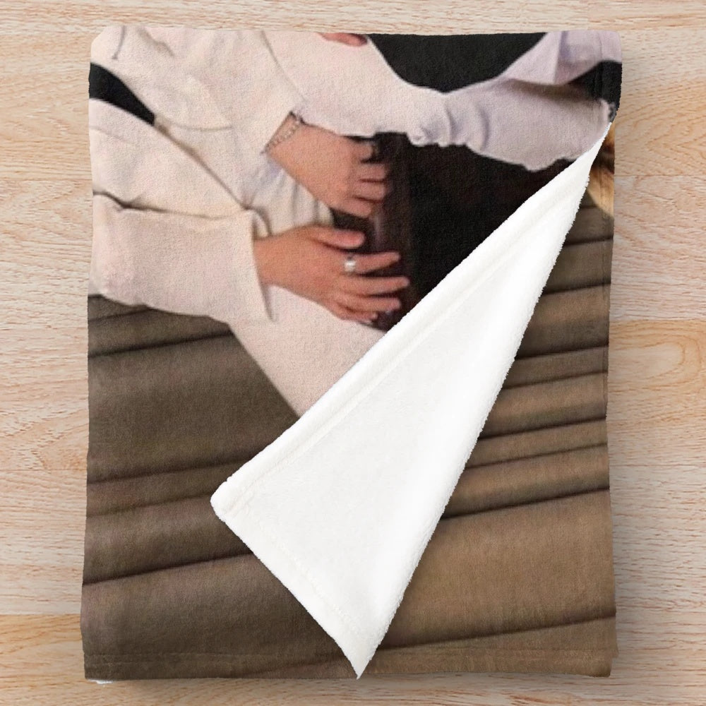 ATEEZ anniversary-themed plush blanket
