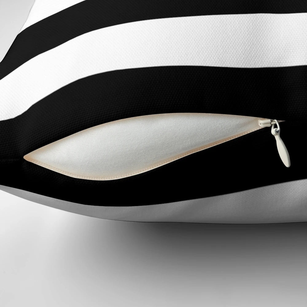 Beautifully crafted Brittany flag pillow featuring the iconic Breton cross design