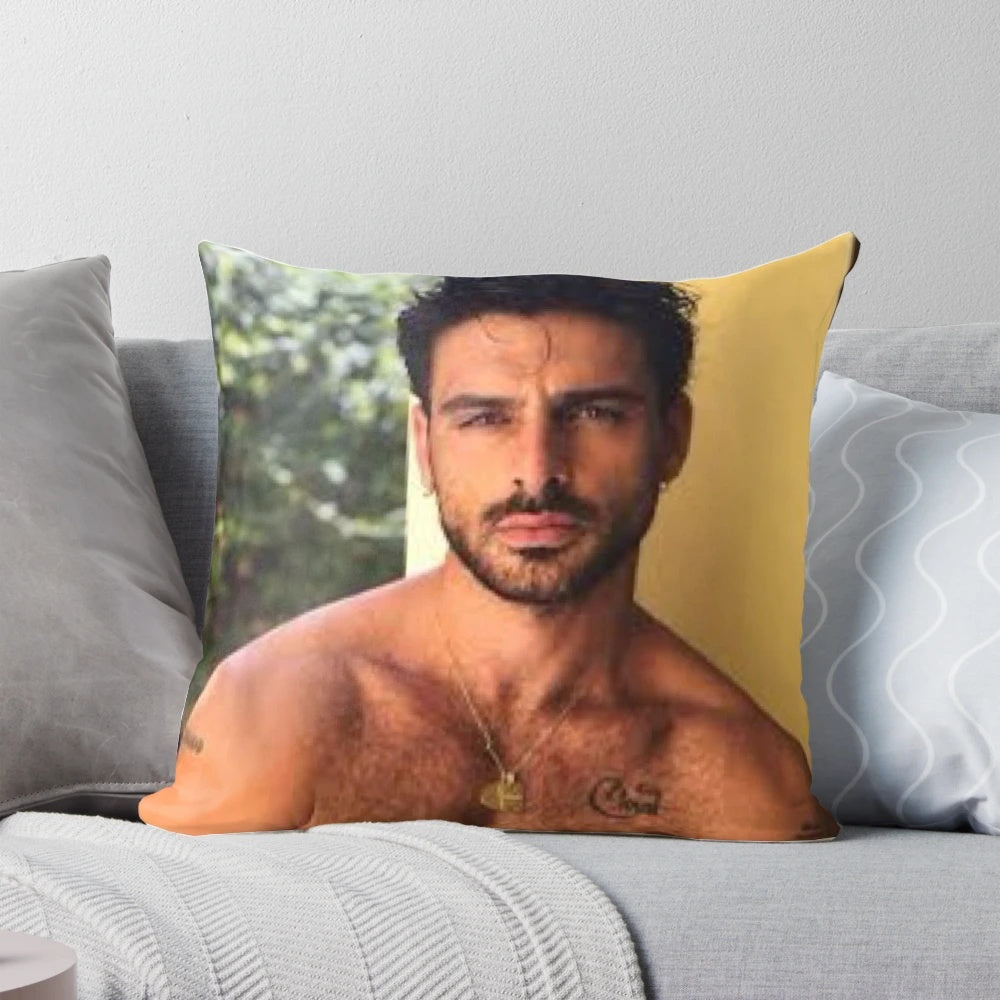Decorative pillow featuring a portrait of the Italian actor Michele Morrone