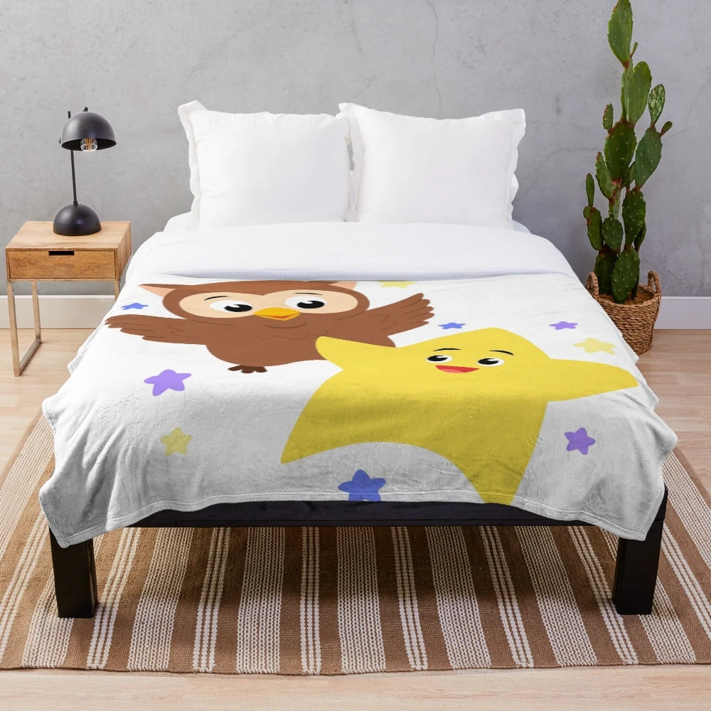 Twinkle twinkle plush blanket with adorable owl and stars design