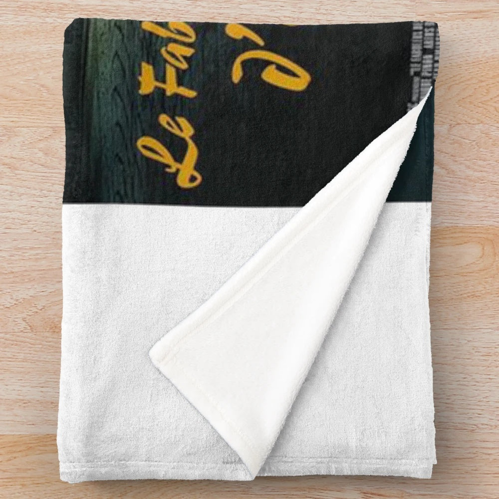 Amelie-inspired classic plush blanket