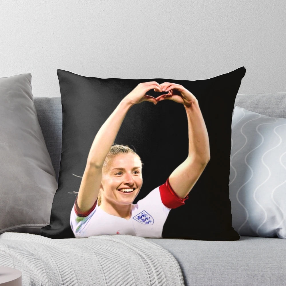 Soft and stylish pillow featuring the crest of Arsenal Women's Super League team and text "Leah Williamson heart