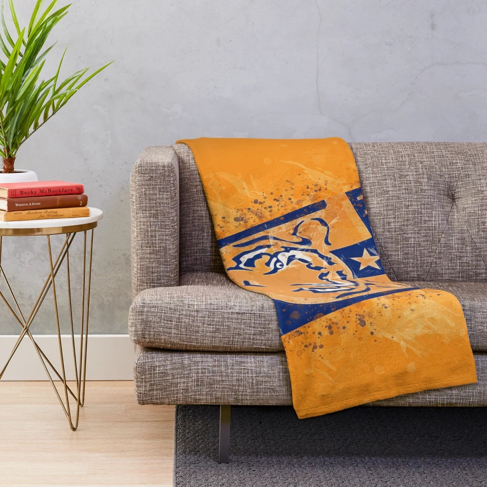 UANL Tigers plush blanket featuring the team's mascot