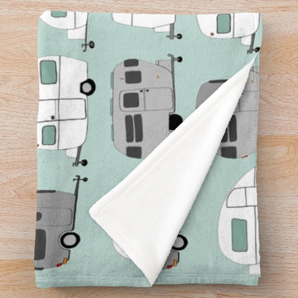 Chromatic vintage caravan pattern plush blanket