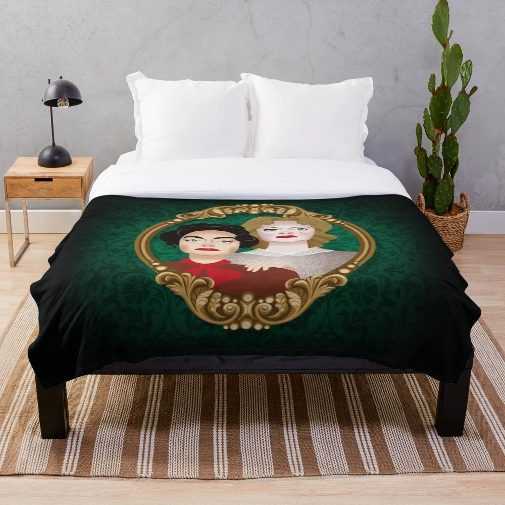 Classic Hollywood-inspired plush blanket with movie diva design