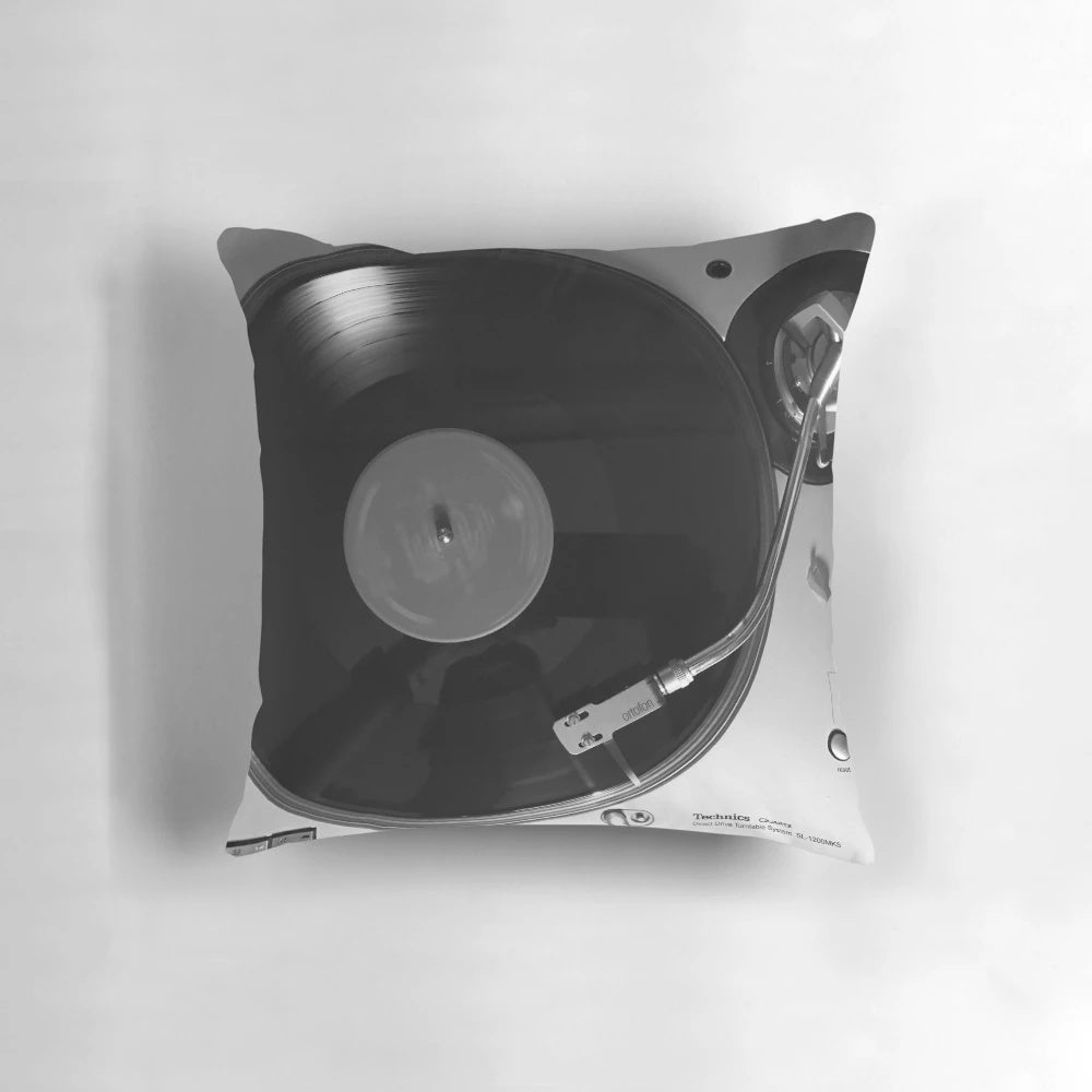 Technics SL-1200GR Turntable, a classic and versatile vinyl record player