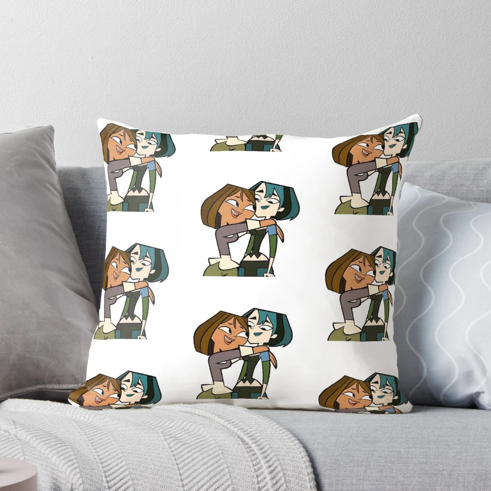 Courtney and Gwen from Total Drama Relationship Pillow