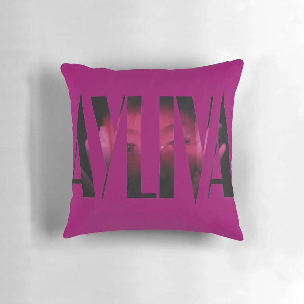 Soft and comfortable pink pillow with Ayliva logo