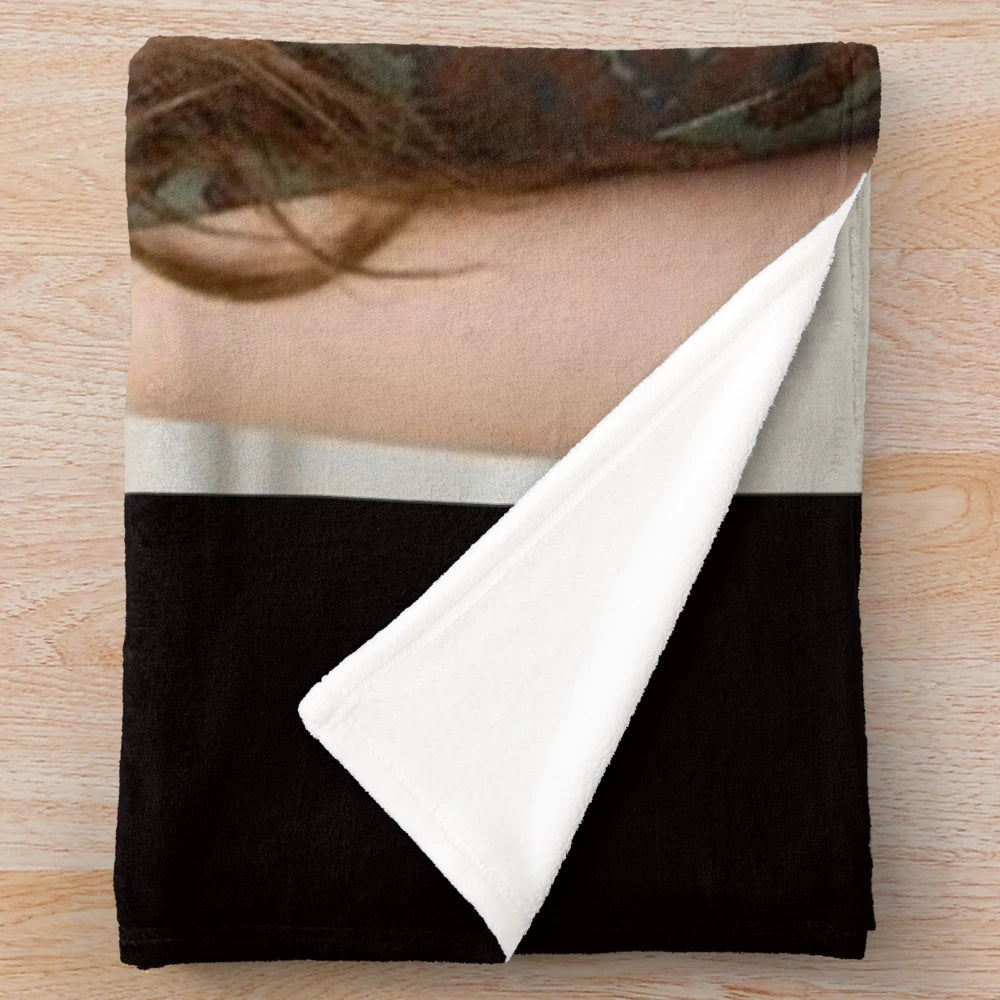 Anna Kendrick-Inspired Plush Blanket