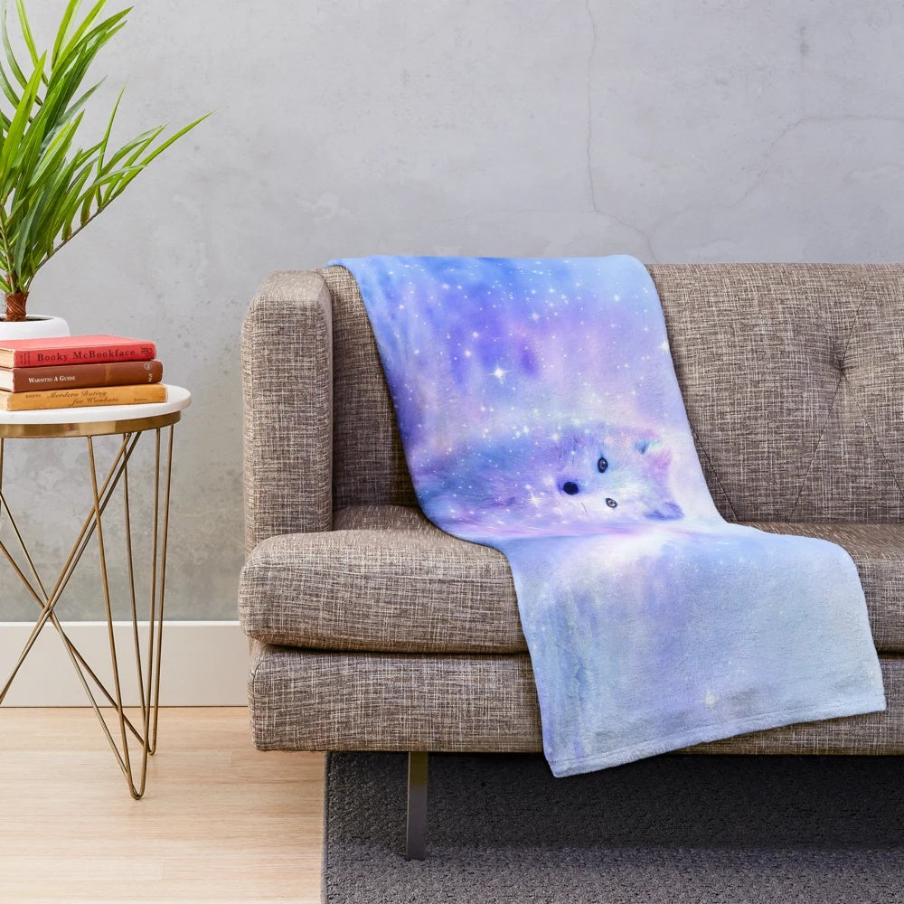 Soft and cuddly plush arctic fox blanket