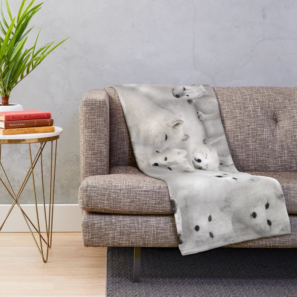 Cozy Arctic Foxes Plush Blanket