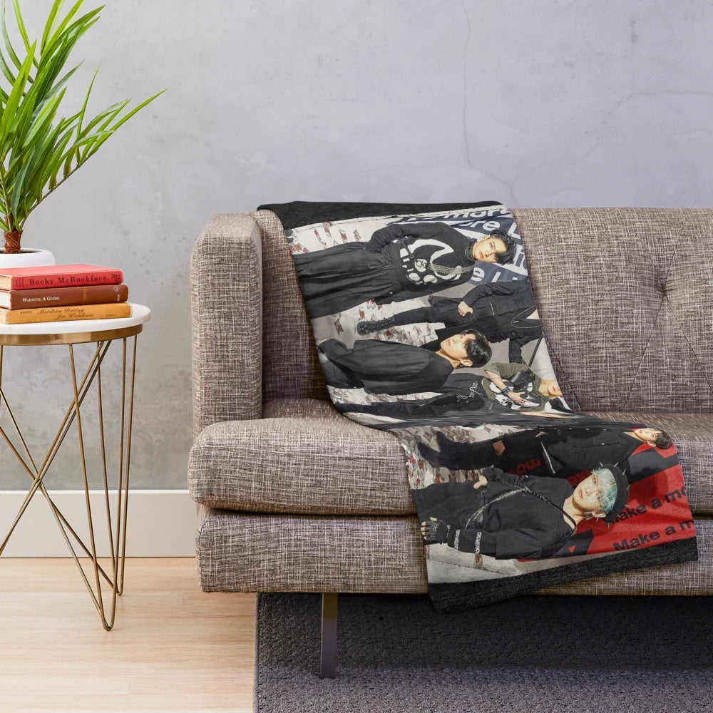 ATEEZ "THE WORLD EP.1 : MOVEMENT GUERRILLA" Plush Blanket