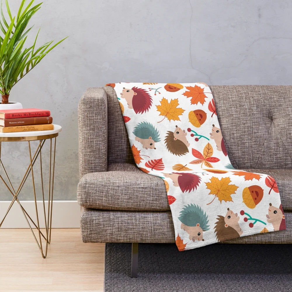 Autumn pattern plush blanket with nature and forest design