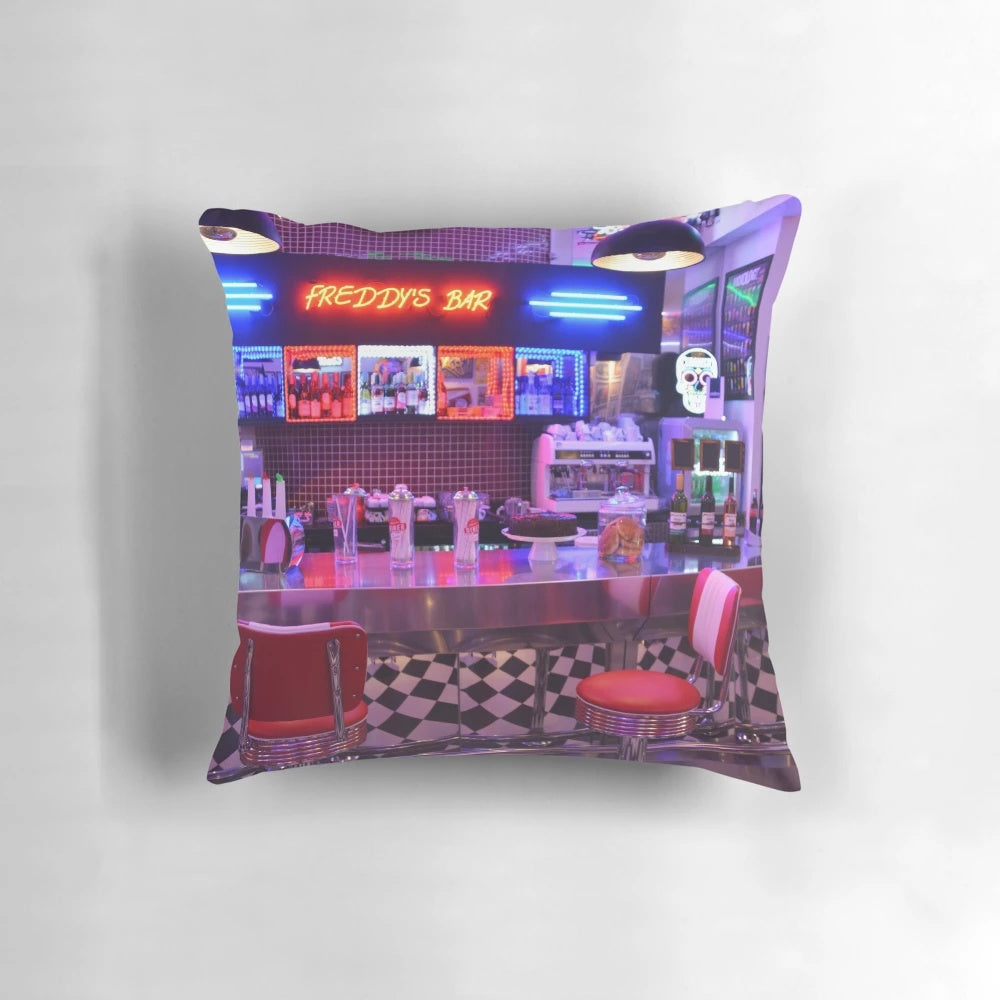 Comfortable bar-style pillow with retro American diner design
