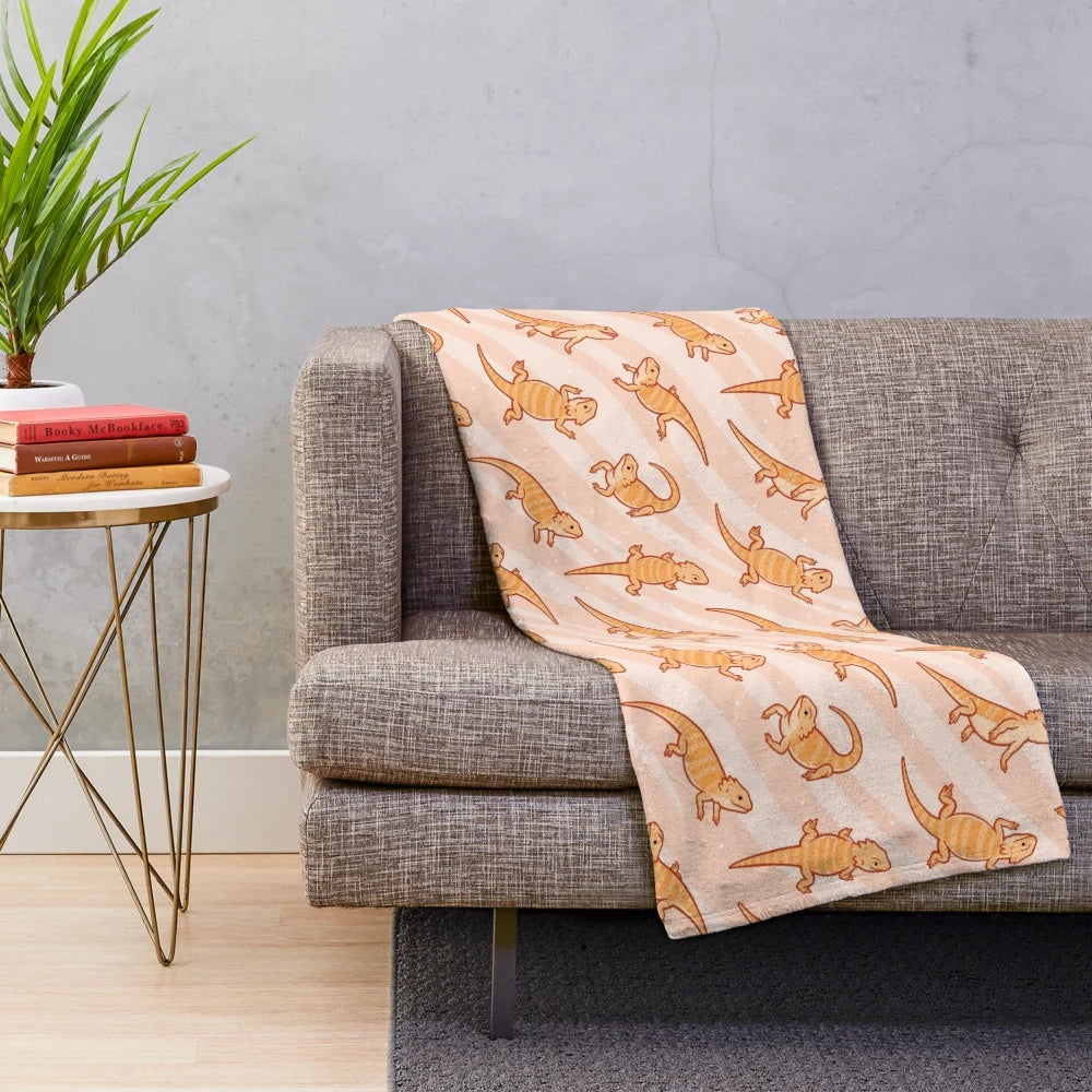 Bearded dragon plush blanket with a repeating pattern design