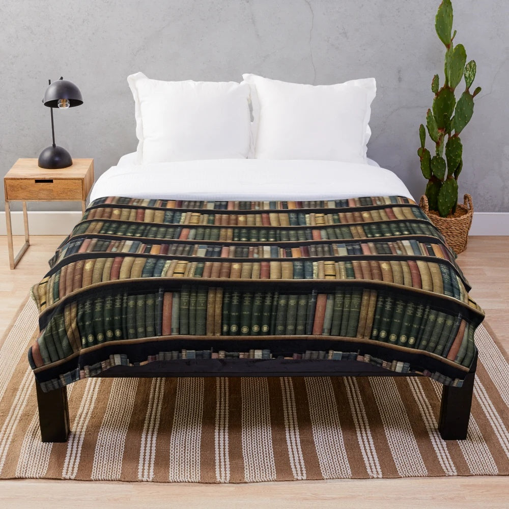 Cozy plush blanket with bookshelf pattern design