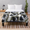 Soft and warm plush blanket featuring a border collie design, perfect gift for dog lovers