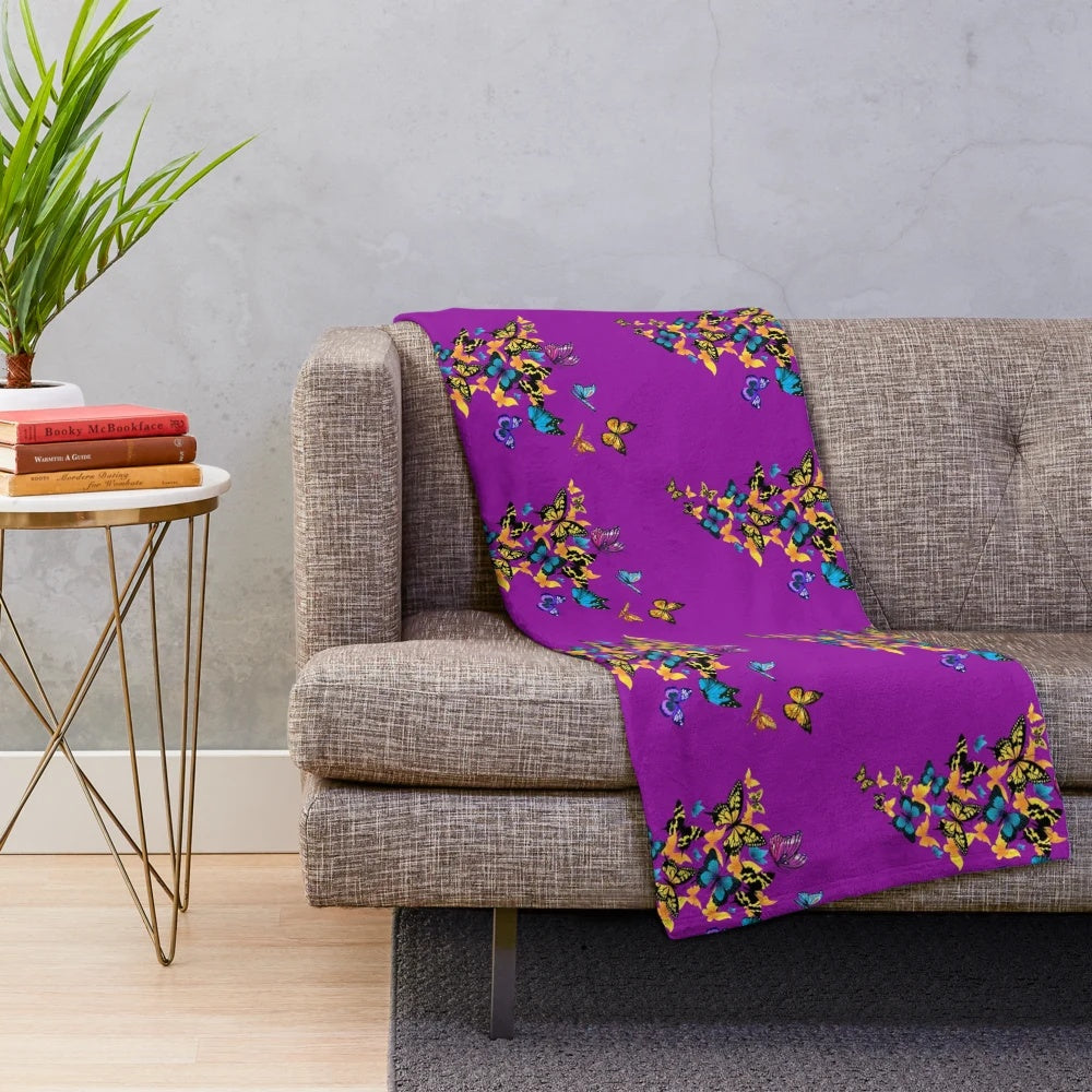 Soft and comfortable plush blanket featuring a beautiful butterflies design