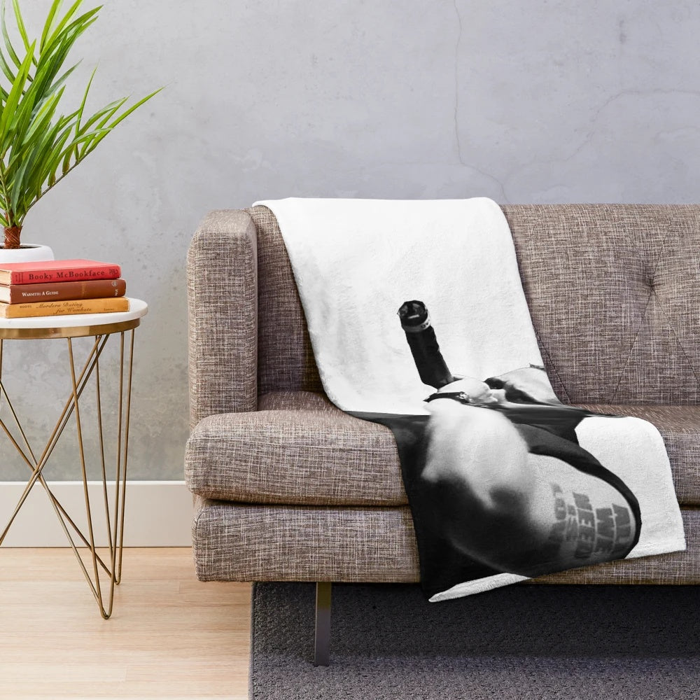 Canserbero-inspired plush blanket featuring the renowned rapper's iconic imagery and colors
