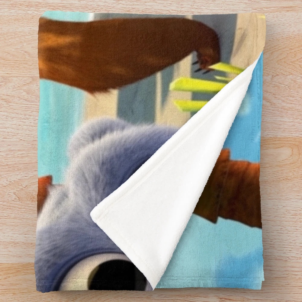 Grizzy and the Lemmings holiday-themed plush blanket