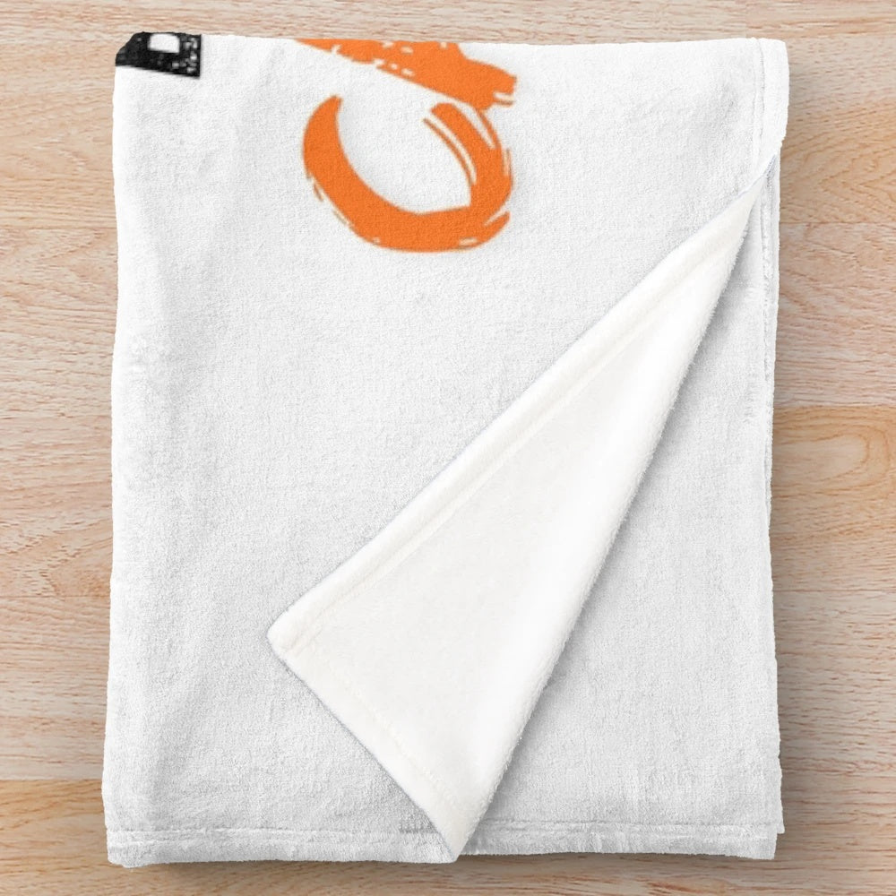 Soft, plush cat-themed blanket for a cozy and comforting home