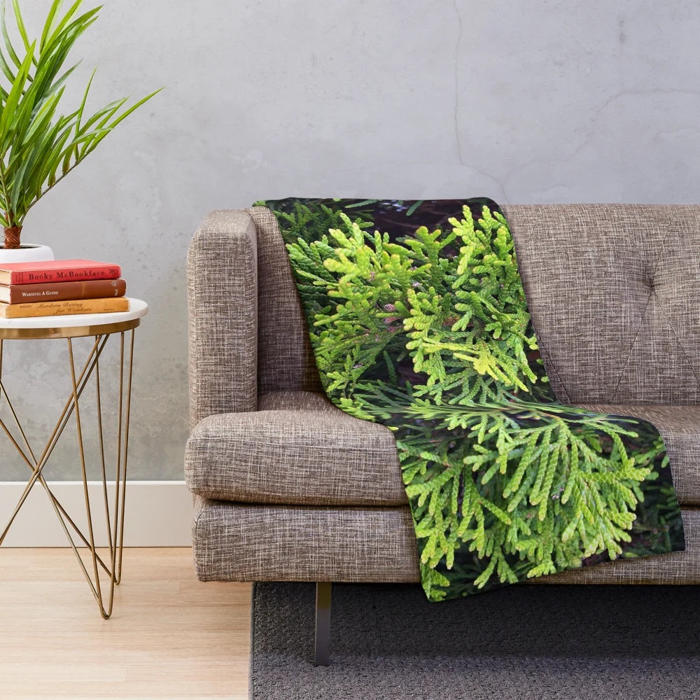 Cedar Plush Blanket with Nature-Inspired Design