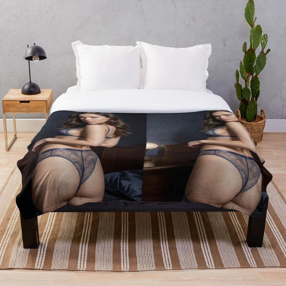 Plush blanket featuring a photo of actress Hailee Steinfeld